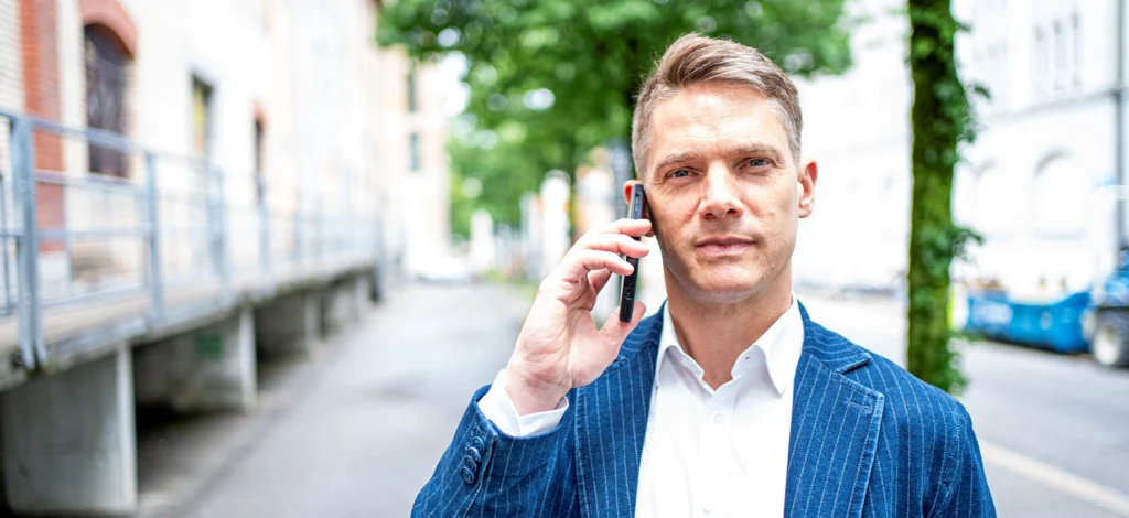 header-roger1 header-roger1